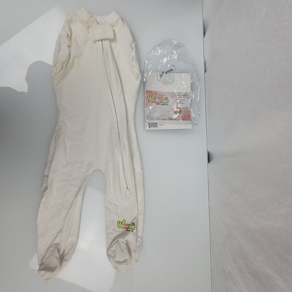 Woombie Convertible Leggies Footed Baby Swaddle Big Baby 14-19 lb Cream